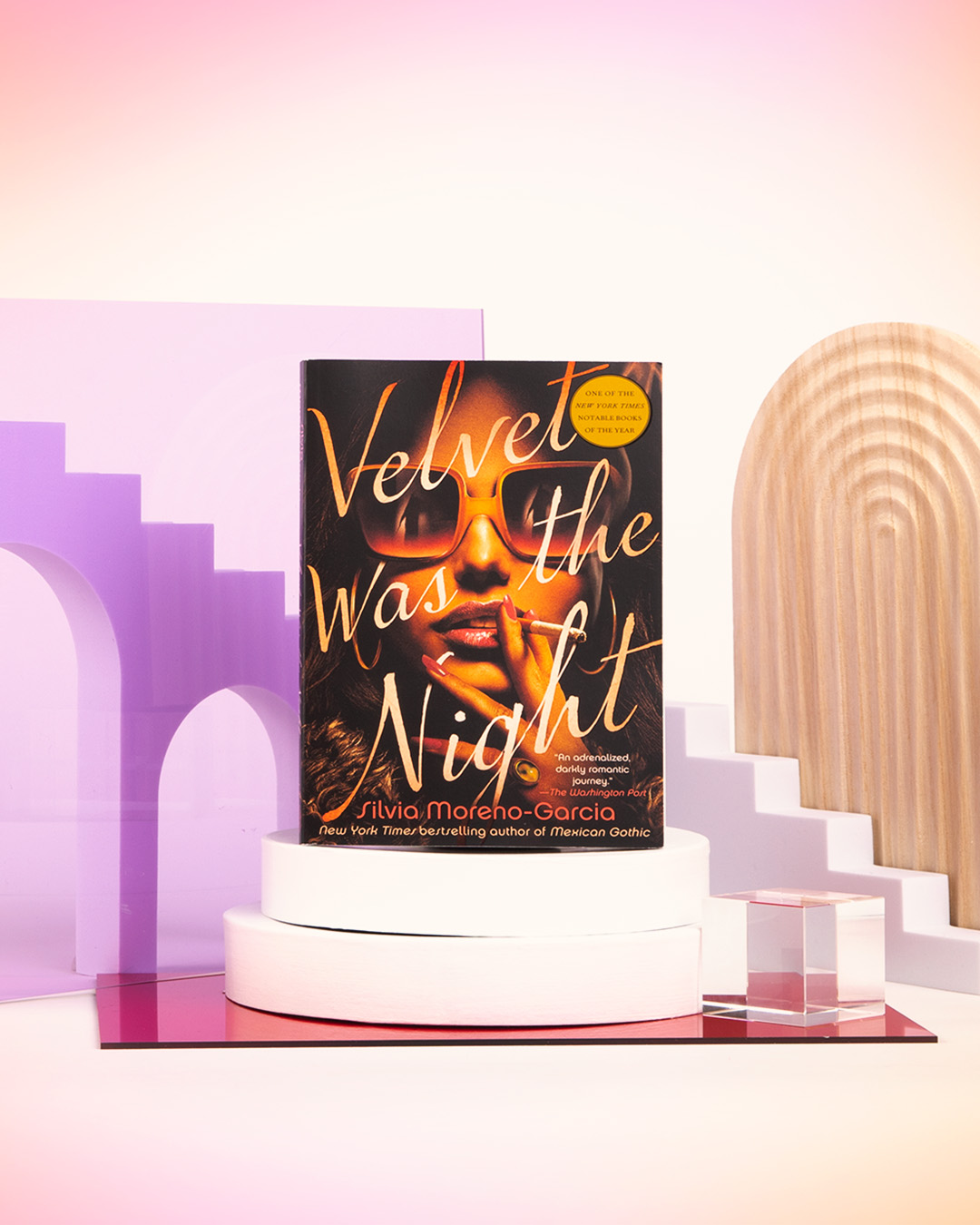 Velvet Was the Night by Silvia Moreno-Garcia